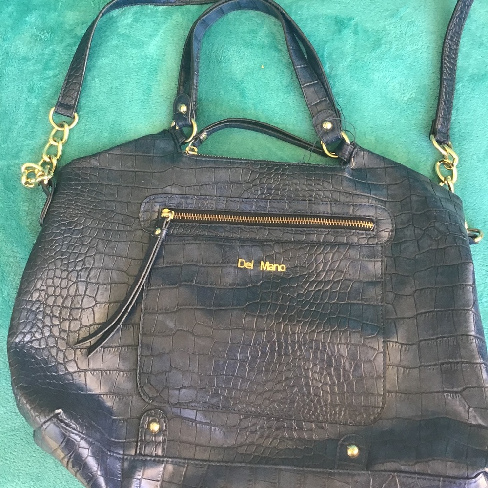 💚3/$25 Del Mano blue reptile looking large bag/purse gold chain accented straps